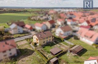 Haus kaufen in Greuther Straße 24, 97355 Abtswind, Abtswind - Zweifamilienhaus mit idyllischem Garten