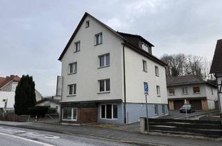 Einfamilienhaus kaufen in 34212 Melsungen, Melsungen - Immobilienpaket. Wohn- und Geschäftshaus + Einfamilienhaus mit 4 Garagen in Melsungen.