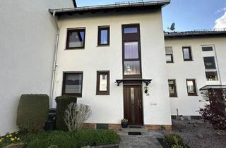 Reihenhaus kaufen in 34225 Baunatal, Baunatal / Großenritte - Familienfreundliches Reihenhaus mit Ausbaureserve & Garage in ruhiger Lage von Baunatal-Großenritte