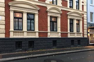 Wohnung kaufen in 59555 Lippstadt, Lippstadt - Traumhafte, zentrale Altbauwohnung mit Garten, Balkon, Stellplatz