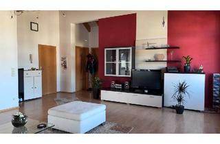 Wohnung kaufen in 78532 Tuttlingen, Tuttlingen - Helle Dachgeschosswohnung mit Charme - 3,5 Zimmer in ruhiger Lage