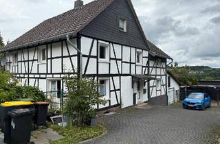 Haus kaufen in 51580 Reichshof, Reichshof - Altes Fachwerkhaus