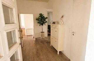 Haus kaufen in 48268 Greven, Greven - Provisionsfrei! Zweifamilienhaus mit Garten und Pool in Greven