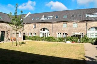 Wohnung kaufen in 50769 Köln, Köln - 3-Zi. ca. 98qm Wohnung mit Terrasse u. Stellplatz in ruhiger Lage