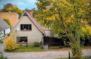 Haus kaufen in 02953 Bad Muskau, Bad Muskau - Kleines Haus zu verkaufen, direkt am Fürst Pücklerpark Muskau