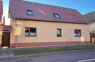 Einfamilienhaus kaufen in 06193 Wettin-Löbejün, Wettin-Löbejün - Einfamilienhaus mit Nebengebäude, Garten und Pool