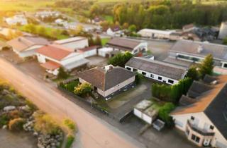 Einfamilienhaus kaufen in 35444 Biebertal, Biebertal - Geräumiges Ein- bis Zweifamilienhaus inkl. 288 m² Halle - enormes Potenzial in Biebertal