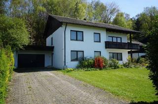 Wohnung kaufen in 83564 Soyen, Terrassenwohnung in Zweifamilienhaus zu verkaufen, ruhige schöne Lage, bereits frei mit Gartenanteil