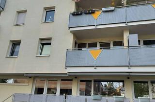 Wohnung kaufen in Emil-Kränzlein-Straße, 91052 Erlangen, Helle 3-Zimmer Wohnung im 1. OG mit Balkon in Erlangen-Süd