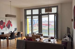 Wohnung kaufen in Osthafenplatz, 60314 Ostend, Design trifft Lage: hochwertige Wohnung am Osthafen
