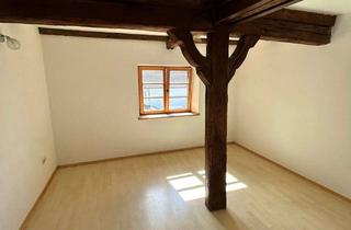 Wohnung mieten in Frauenstraße, 87727 Babenhausen, Charmante 2-Zimmer Dachgeschosswohnung in Babenhausen, voll renoviert