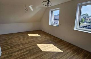 Wohnung mieten in Hauptkanal Links 16a, 26871 Papenburg, 2,5-Zi DG | kernsaniert | EBK + Stellplatz | zentral Papenburg