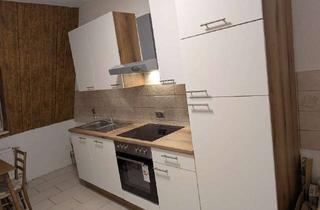 Wohnung mieten in August-Bebel-Straße 90, 08525 Reißig, Helle 4-Zimmer Dachgeschosswohnung in Plauen - Reißiger Vorstadt