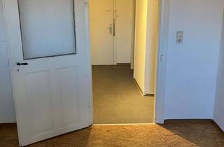 Wohnung mieten in 90762 Fürth, Die ideale Single-Wohnung ! Gemütliche Altbauwohnung inmitten der City…