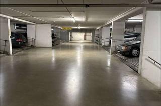 Immobilie mieten in Passstraße 117, 52070 Aachen, Duplexparker (unten) für Kombi geeignet.