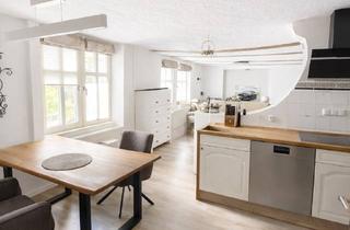 Haus kaufen in 35119 Rosenthal, Charmantes, denkmalgeschütztes Fachwerkhaus im idyllischen Rosenthal – frisch saniert und renoviert.