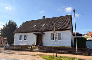 Haus kaufen in 38667 Bad Harzburg, Renovierungsbedürftiges Ein-/ Zweifamilienhaus mit Charme in Bad Harzburg