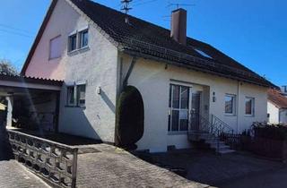 Haus kaufen in 73527 Schwäbisch Gmünd, Großzügiges Ein- bis Zweifamilienhaus mit Garten - Balkon - Garage - Hobbyraum