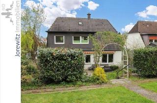 Einfamilienhaus kaufen in 33617 Bielefeld, Beliebte Hanglage in Bielefeld-Gadderbaum: Einfamilienhaus mit großem Gartengrundstück