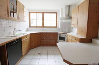 Wohnung mieten in 90574 Roßtal, Über den Dächern Roßtals - Großzügige 4,5-Zimmer-Wohnung