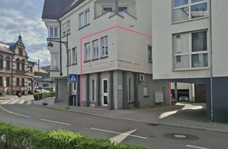 Gewerbeimmobilie kaufen in 73207 Plochingen, 73207 Plochingen-1A-Lage: Maisonette-Gewerberäume/Büro + 2 überdachte Stpl. Esslinger Straße. Frei.