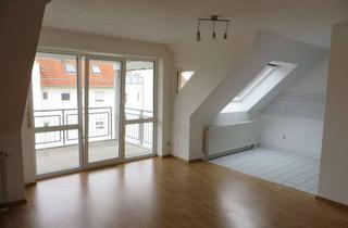 Wohnung mieten in Roßbergstraße 10, 71131 Jettingen, Helle 2,5-Zimmer Dachgeschosswohnung mit Balkon in Jettingen