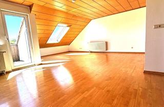 Wohnung mieten in Finkenweg 38, 55743 Idar-Oberstein, Helle 2-Zimmer Dachgeschosswohnung mit Balkon in Idar-Oberstein
