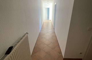 Wohnung mieten in Fechenheimer Weg 79, 63477 Maintal, Helle 4-Zimmer-Wohnung mit Balkon im 1. OG in Maintal