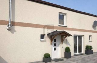 Haus kaufen in 15306 Seelow, 2 HÄUSER MIT 3 WOHNUNGEN, ZWEI SIND VERMIETET