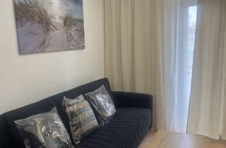 Immobilie mieten in 12103 Tempelhof, Schöne möblierte 2 - Zimmerwohnung in einem modernisierten Mehrfamilienhaus mit Balkon, in Tempelhof