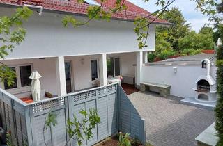 Doppelhaushälfte kaufen in 61273 Wehrheim, Wehrheim - Ruhig wohnen & gut angebunden - Doppelhaushälfte mit Sonnenterrasse in WehrheimObernhain
