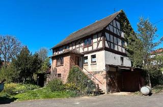 Bauernhaus kaufen in 34516 Vöhl, Vöhl - Bauernhof Wohngebäude mit Scheune und Stall