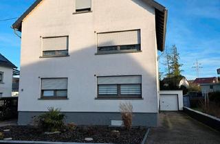 Haus kaufen in 66333 Völklingen, Völklingen - *Freistehendes Mehrgenerationenhaus in ruhiger Lage von Wehrden*