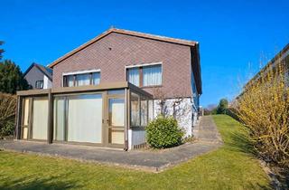 Haus kaufen in 23617 Stockelsdorf, Stockelsdorf - 137 qm Wohnen auf einer Ebene + vielseitigem Souterrain