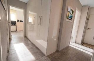 Wohnung kaufen in 38444 Wolfsburg, Wolfsburg - 3Zi EGW Terrasse Einbauküche Badausstattung renoviert modern
