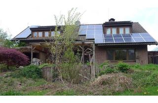 Einfamilienhaus kaufen in 41836 Hückelhoven, Hückelhoven - Hückelhoven-Doveren: Mehrgenerationenhaus auf großem Grundstück mit zwei Wohnungen