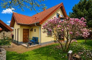 Einfamilienhaus kaufen in 14656 Brieselang, Brieselang / Bredow - Attraktives Einfamilienhaus in ruhiger Lage mit traumhaftem Garten und Kirchturmblick