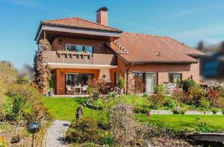Einfamilienhaus kaufen in 34134 Kassel, Kassel / Niederzwehren - Architektenjuwel mit unverbaubaren Blick in die Dönche und grosszügigen Garten