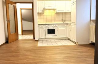 Wohnung kaufen in 85356 Freising, Über den Dächern von Freising 1,5 -Zimmer-Wohnung mit großem Wintergarten