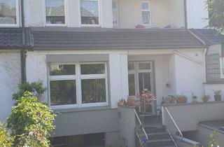 Wohnung mieten in Christophstraße 10, 45130 Rüttenscheid, 2,5-Zimmer Dachgeschosswohnung in Rüttenscheid inkl. hochwertiger Einbauküche