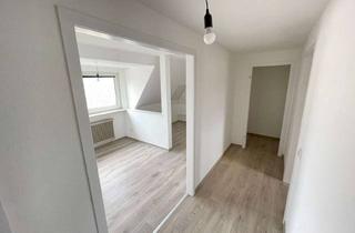 Wohnung mieten in 44263 Hörde, 2.5 Zimmer "Himmelreich" –lichtdurchflutete DG-Wohnung | Erstbezug nach Sanierung | zentral & ruhig