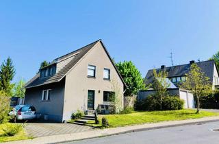 Einfamilienhaus kaufen in Milchstraße 37, 45277 Überruhr-Holthausen, Vielseitig nutzbares freistehendes Einfamilienhaus mit zwei separaten Wohnbereichen