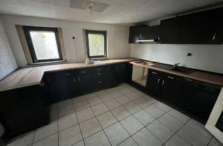 Einfamilienhaus kaufen in 72393 Burladingen, Renovierungsbedürftiges Einfamilienhaus mit großzügigem Grundstück, Garten und Scheune – ideal für I