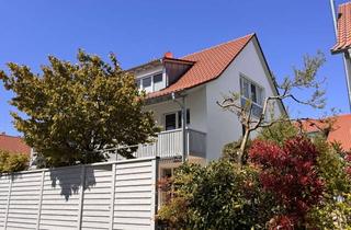 Doppelhaushälfte kaufen in Wittentalstraße 30, 79199 Kirchzarten, Exklusive Doppelhaushälfte in begehrter Bestlage von Kirchzarten-Zarten – modernes Wohnen