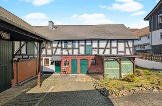 Bauernhaus kaufen in 35080 Bad Endbach, Charmantes Bauernhaus mit Scheune - ruhig gelegen