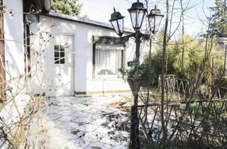 Haus kaufen in 16515 Oranienburg, Handwerker aufgepasst: Solides Haus mit Entwicklungspotenzial und großem Grundstück in Oranienburg