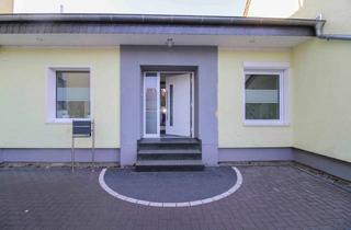Anlageobjekt in 31185 Söhlde, Wohnen wie im Haus: Kernsanierte Erdgeschosswohnung mit Terrasse & separatem Eingang in Söhlde