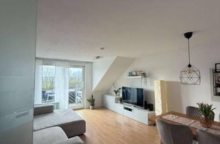 Wohnung kaufen in 71088 Holzgerlingen, 2-Zimmer Dachgeschosswohnung mit Stellplatz in Holzgerlingen