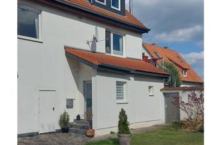 Wohnung kaufen in 30966 Hemmingen, Charmante Eigentumswohnung - aufgebaut wie Doppelhaushälfte