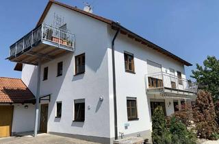 Wohnung mieten in 86405 Meitingen, Große Dachgeschosswohnung mit Balkon und EBK in ruhiger Lage
